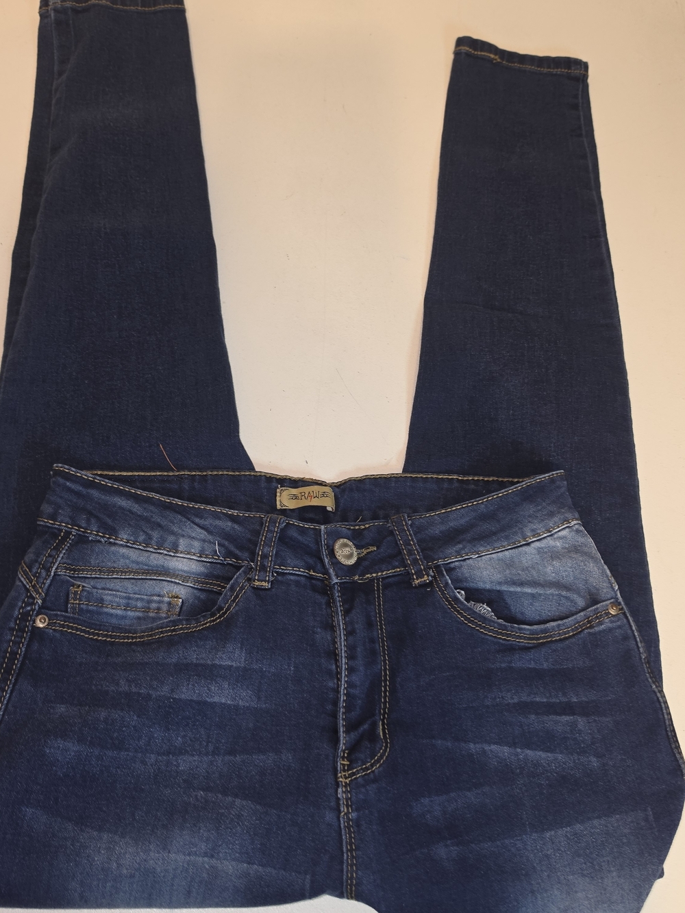 Women’s Skinny Jeans in Dark Blue - Slim Fit